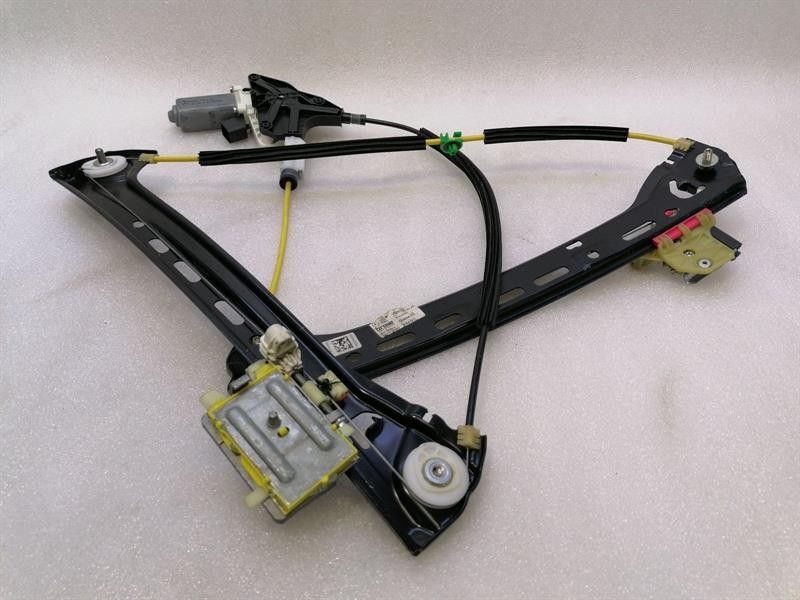 Mercedes C Class W205 Left Front Door Winder A2057204327 Window Regulator Front Li