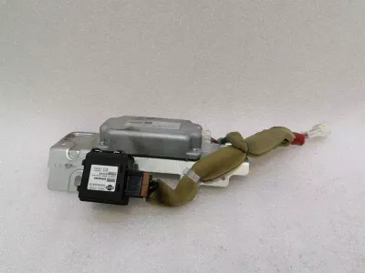 Nissan GT-R R35 állapotrögzítő modul 284F5JF00A vezérlő