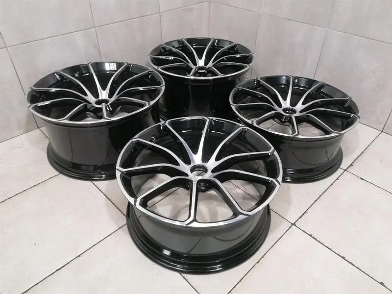 McLaren 570S 600LT kovácsolt MSO könnyűfém keréktárcsa készlet 13B1233SP könnyűfém keréktárcsa készlet 19 20