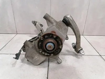 McLaren 570S Spider Right Front Hub 13BA103CP Wheel Bearing Case Front Right
