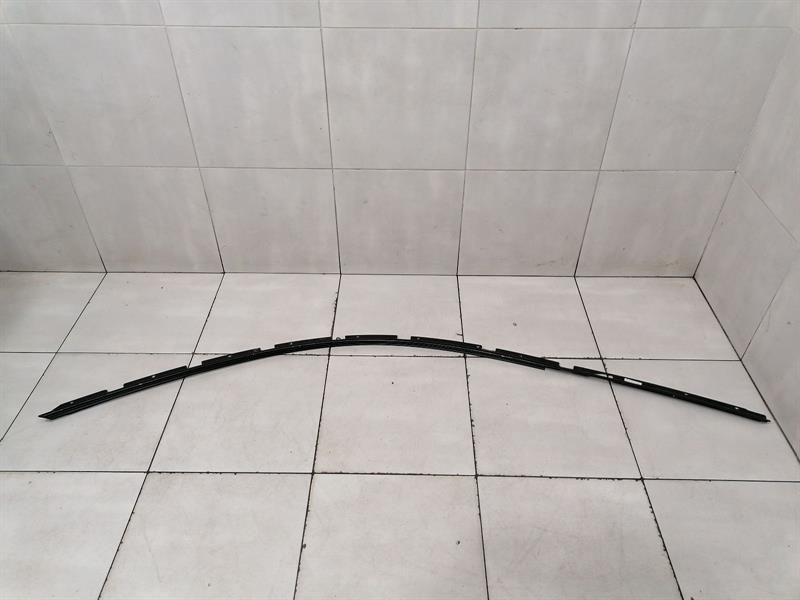 McLaren 570S LEFT Body Moulding 13A2774CP Bar LEFT