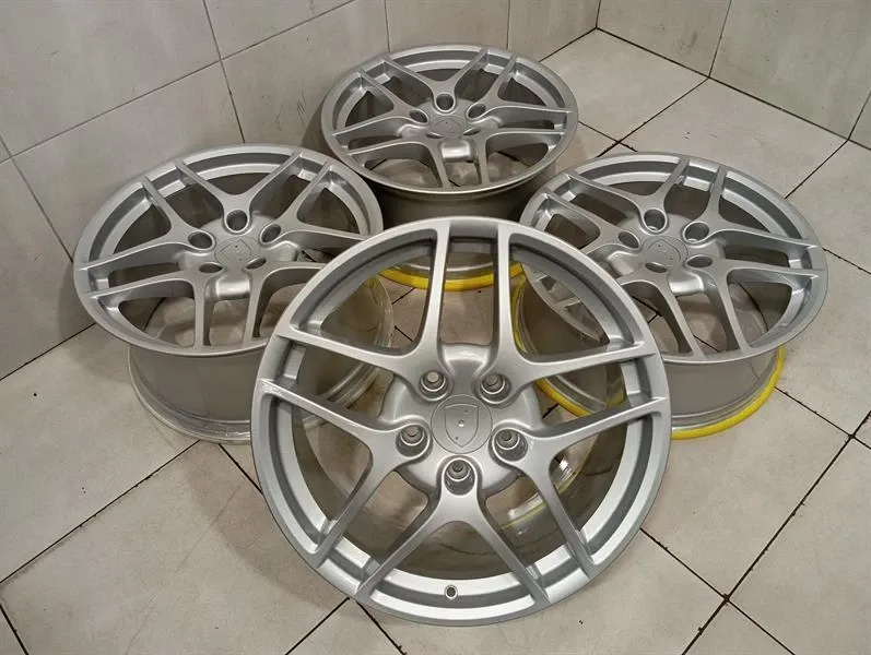 Porsche 911 997 Alloy Wheel Set 99736215701 Alloy Rim 9.5JX19 ET46 8JX19 ET57 MK2