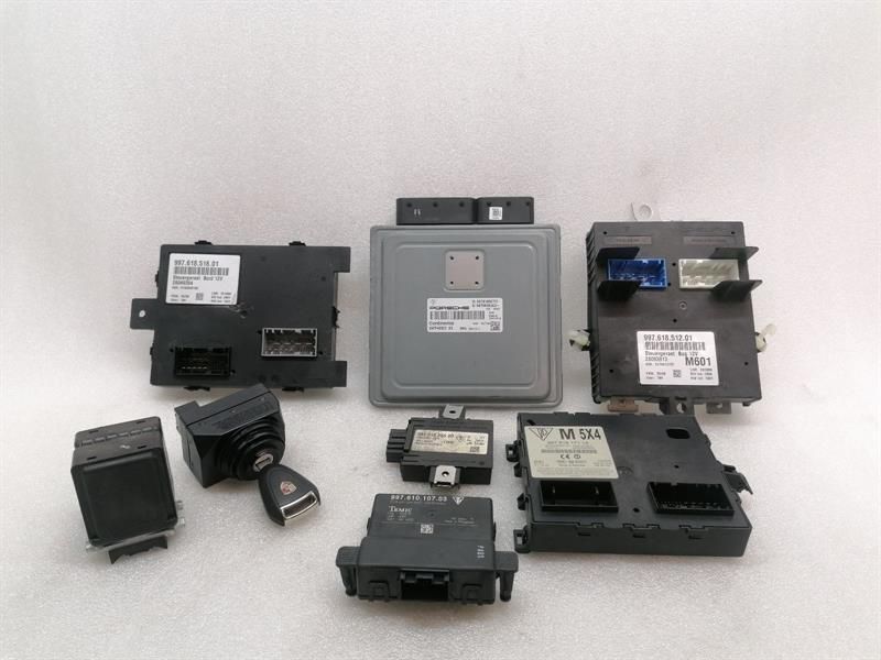 Porsche 911 997 Engine ECU Set 99761860701 Engine Control Unit Set 3.8 MK2 09-12