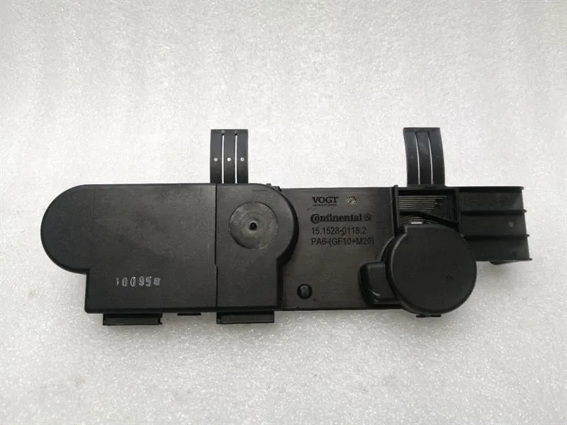 Porsche Panamera 970 Electronic Antenna 15.1528-0118.2 Control Unit Antenna