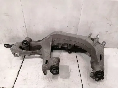Porsche 911 997 Bal segédkeret hátsó 99733115104 Hátsó tengely bal