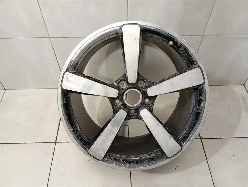 21&#39; Porsche 911 992 Alloy Wheel 992601025AJ Alloy Wheel 12J X21 ET70