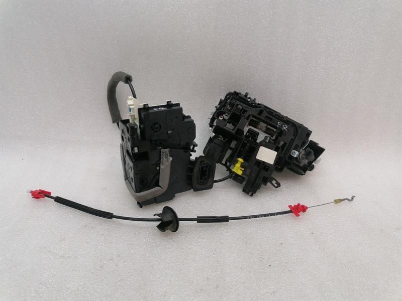 Porsche 911 992 front right door lock 992800375E door lock front right