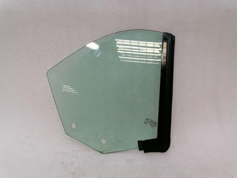 ASTON MARTIN DB9 Volante Right Rear Quarter Glass 4G43-N29750-BA Door Window Re