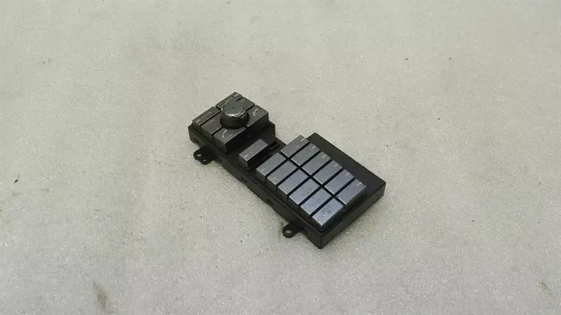 Aston Martin DB9 Volante CD Player Switch 8G43-13D734-AA Audio Switch
