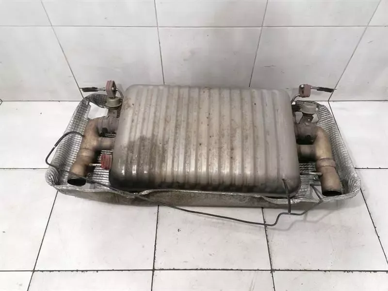 ASTON MARTIN DB9 Steering Wheel Exhaust Silencer 4G43-5230-FC Exhaust Muffler