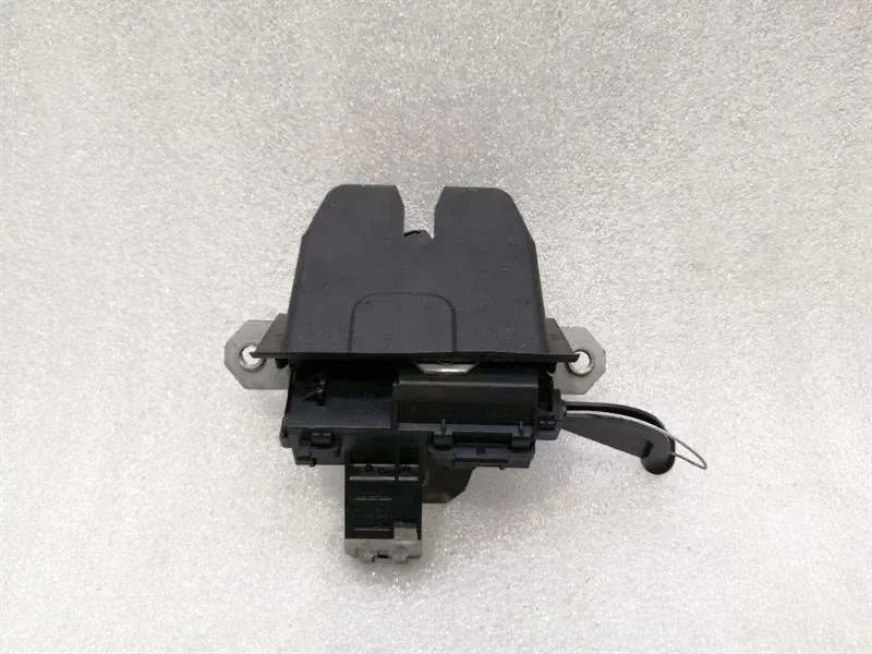 Aston Martin Vantage V12 Boot Lock 8N51-F442A66-BC Tailgate Lock