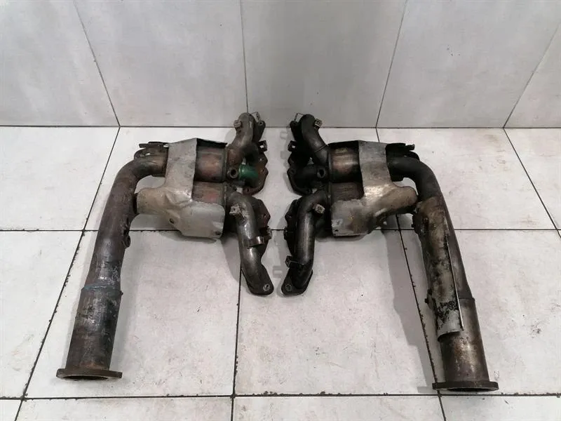 Aston Martin Vanquish AM310 Exhaust Manifold CD33-5G236-AA Exhaust Manifold