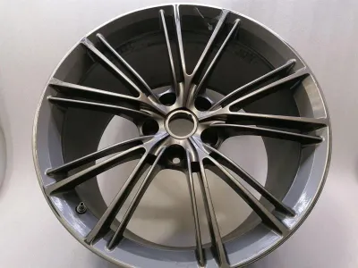 Aston Martin Vanquish 11.5J X20 ET50 Alloy Wheel CD33-9965G-CA Alloy Wheel