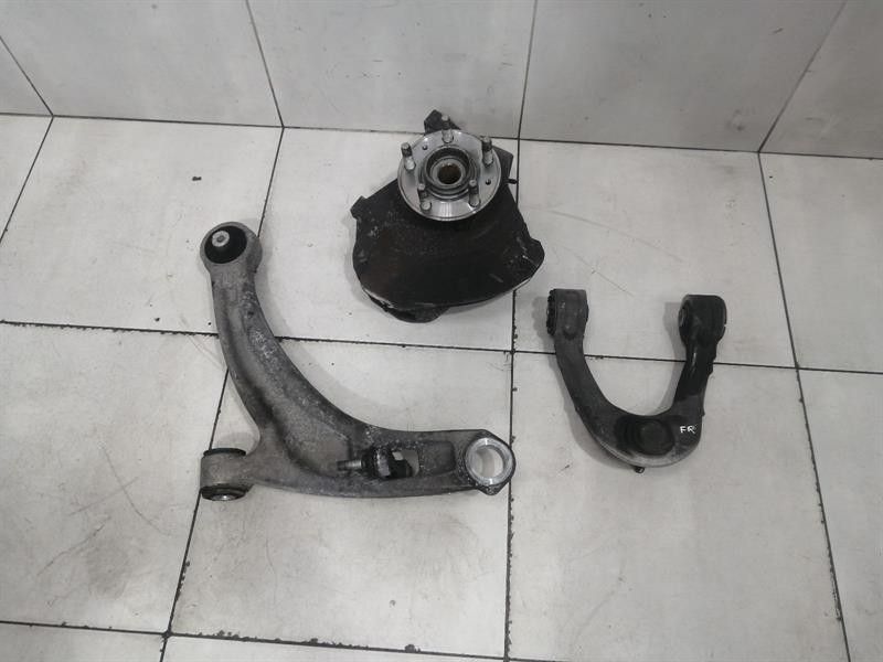 Aston Martin DB9 COUPE Right Front Hub 7G43-3K186-AB Wheel Bearing Housing Front RE