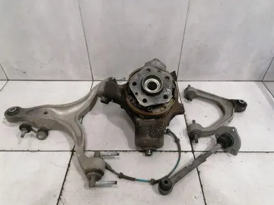 Ferrari 612 Scaglietti F137 Right Rear Hub 190750 Wheel Bearing Housing Rear Right