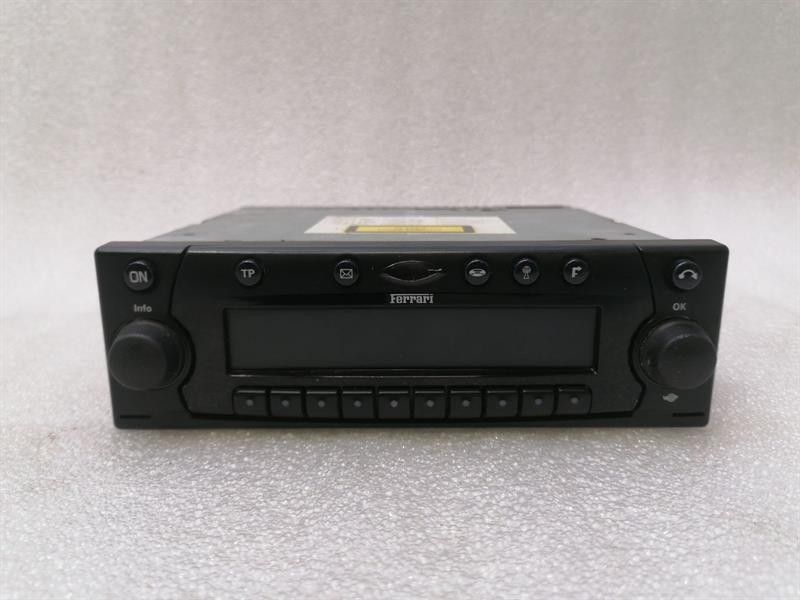 Ferrari 612 Scaglietti F137 CD player 021894 BE6105 Audio System Controller