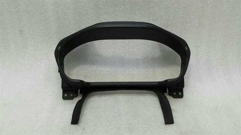 Aston Martin Vanquish S AM29 Speedometer Cover DD33-04815 Speedometer Fairing