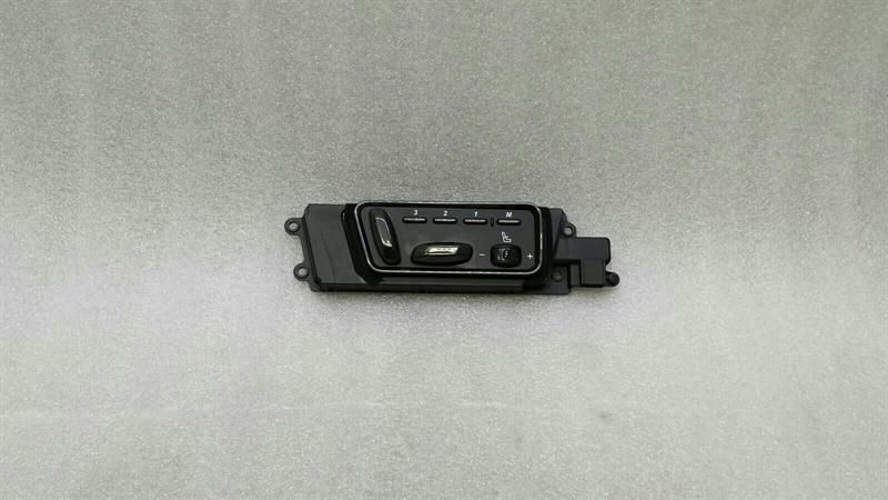 ASTON MARTIN VANQUISH S Right Seat Switch CD33-14A701-CB Seat Right Switch