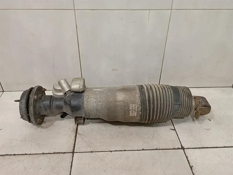 Maybach 62 V240 shock absorber front A2403200913 shock absorber front left