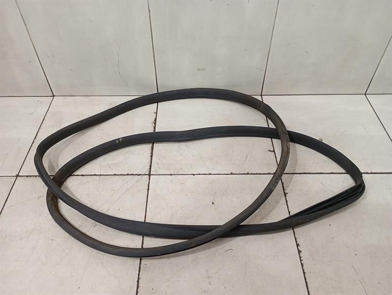 Maybach 62 V240 rear right door seal A2407300478 door seals rear right