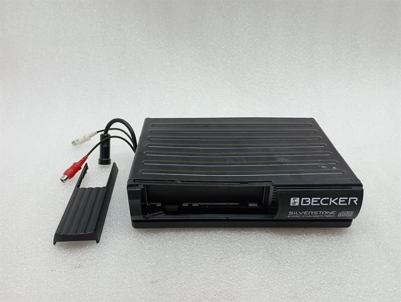 FERRARI 612 Scaglietti F137 CD changer 020652  CD-Wechsler DEFECTS BE7860