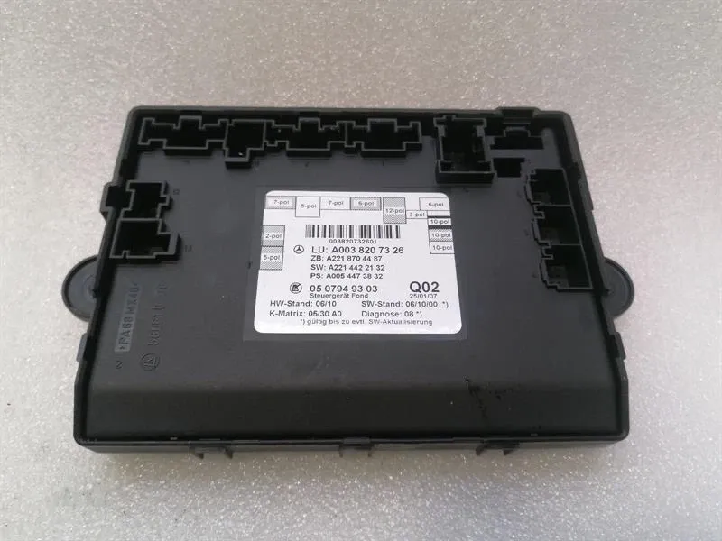 Mercedes S W221 rear right door module A0038207326 rear rear door control unit