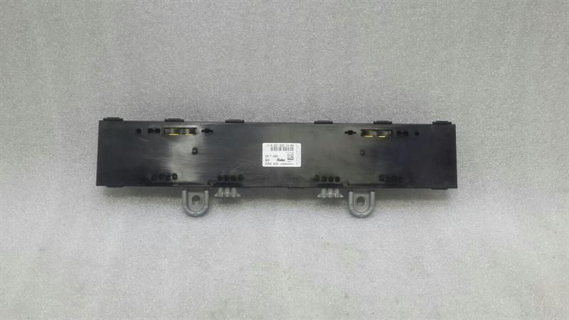 Mercedes S-Class W221 Aerial / Antenna A2218200489 Antenna Amplifier