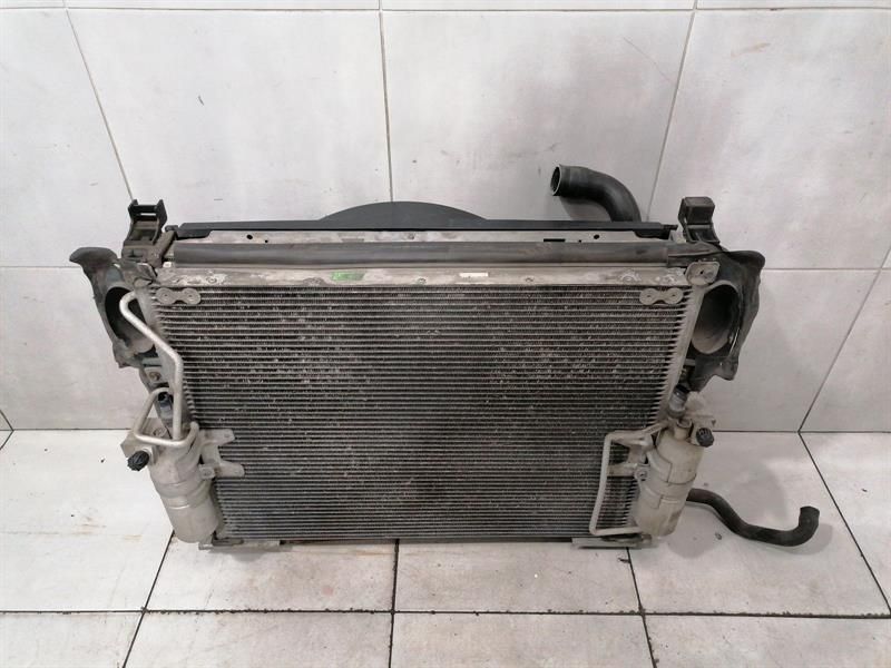 Maybach 57 W240 Radiator Pack A2405000003 Radiator Package