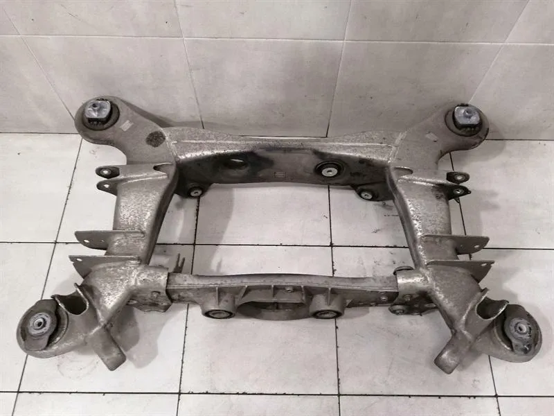Mercedes S63 W217 W222 Subframe Rear A2213500508 Axle Frame Rear Axle