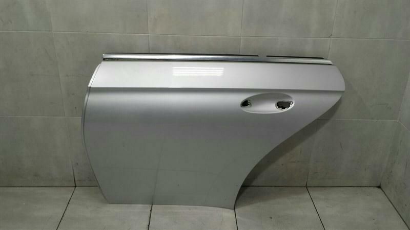 Mercedes CLS W219 left rear door A2197300105 door rear left 320