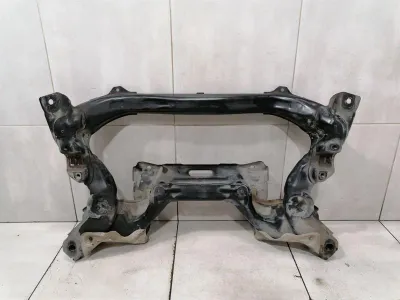 Mercedes CLS W219 Beam Subframe Front A2116201587 Front Axle Beam
