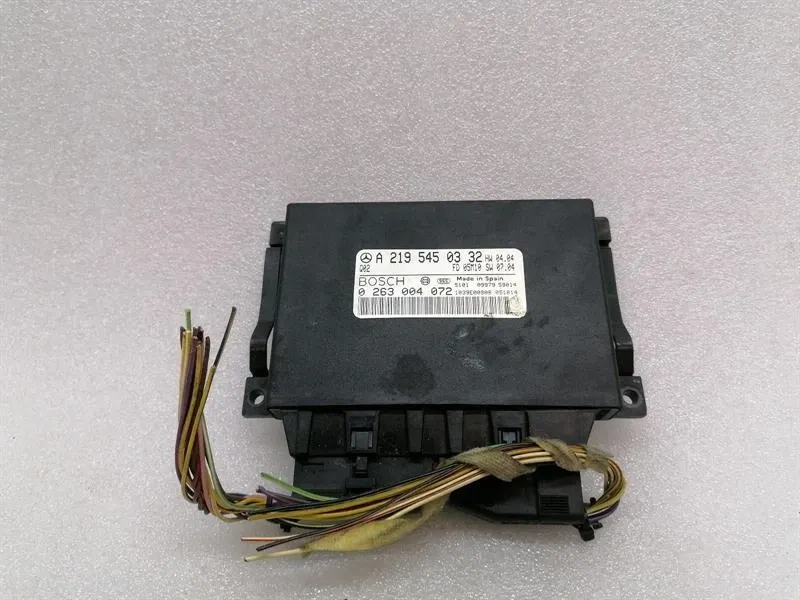 Mercedes CLS W219 PDC parking module A2195450332 PTS control unit parking aid