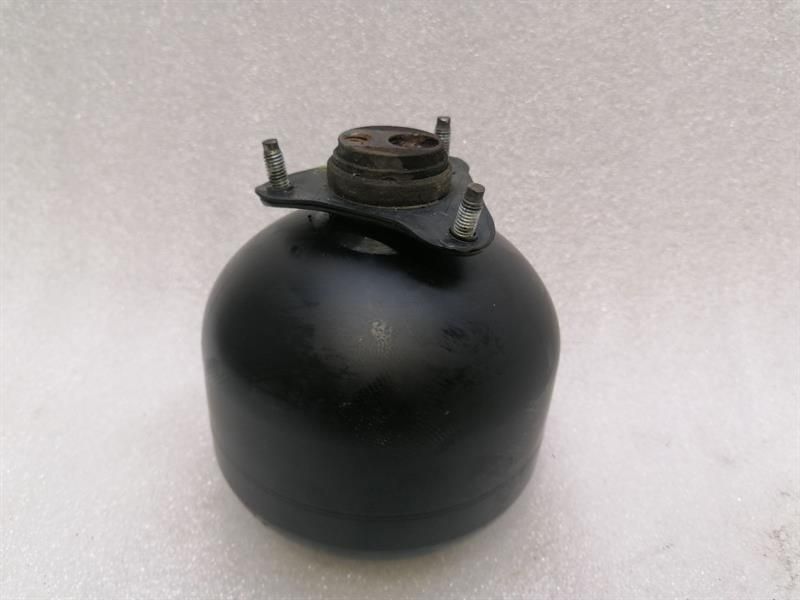 Mercedes S-Class W221 Rear ABC Valve Reservior A2213280015 Rear Container