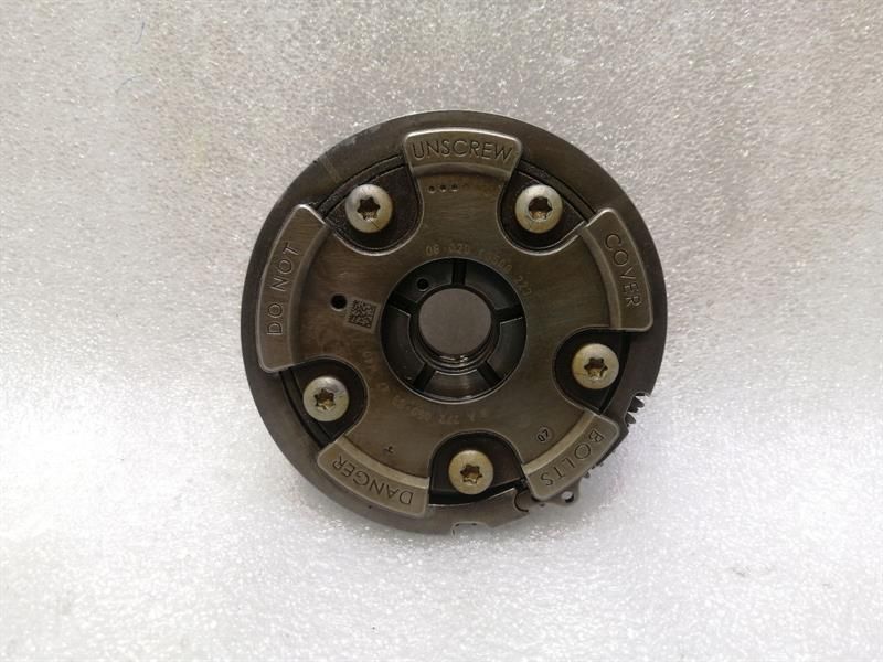 Mercedes R230 Left Exhaust Camshaft Adjuster A2720505047 Camshaft Adjuster