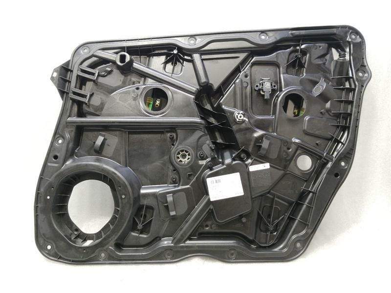 Mercedes ML W166 Right Front Door Winder A1667200279 Front Right Window