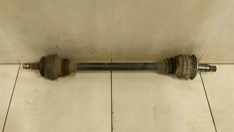 Mercedes SLK55 AMG R172 Drive Shaft A1723500110 Drive Shaft Rear Left