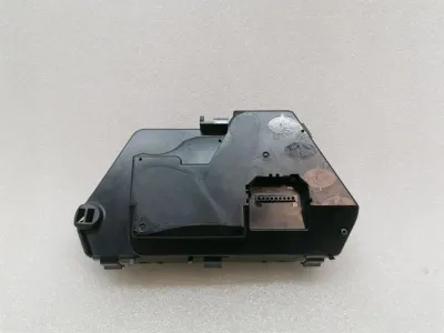 Mercedes S-osztályú W220 RRH ajtómodul A2208216879 ajtóvezérlő egység jobb hátsó