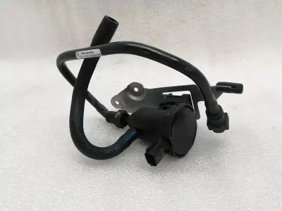 Mercedes SL R231 ürítőszelep A2314700364 üzemanyag-leürítő szelep