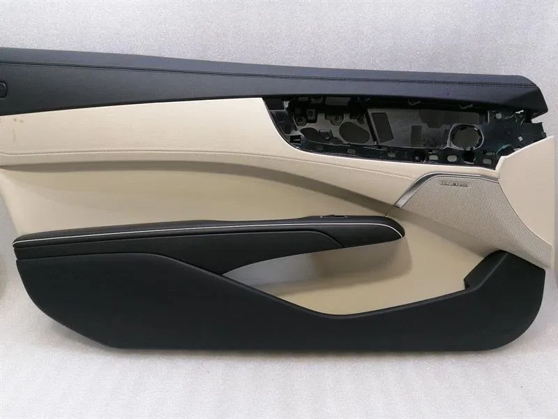 Mercedes SL R231 Door Card Left DESIGNO LEATHER A2317205501 RHD RIGHT HANDLEBAR