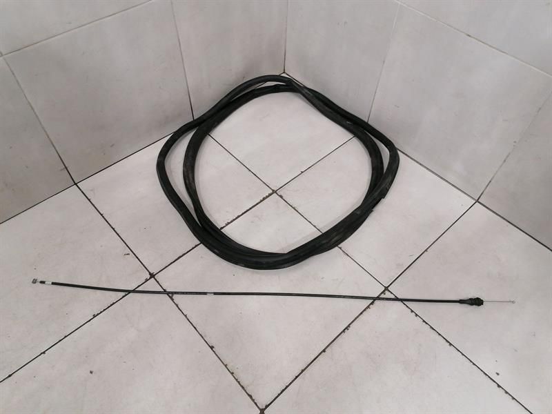 Mercedes SL R231 Engine Bay Seal A2318890098 Gaskets