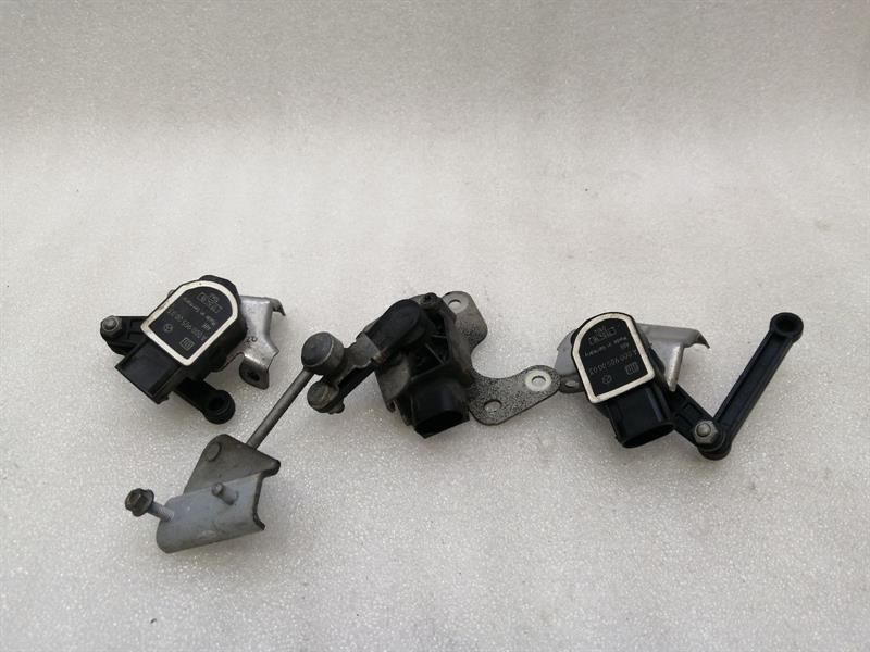 Mercedes SL R231 Level Sensor Set A2319057900 Height Sensor Set