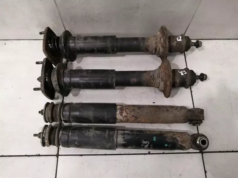 Mercedes ML55 AMG W163 Shock Absorber SET Of 4 A1633202113 Shock Absorber SET