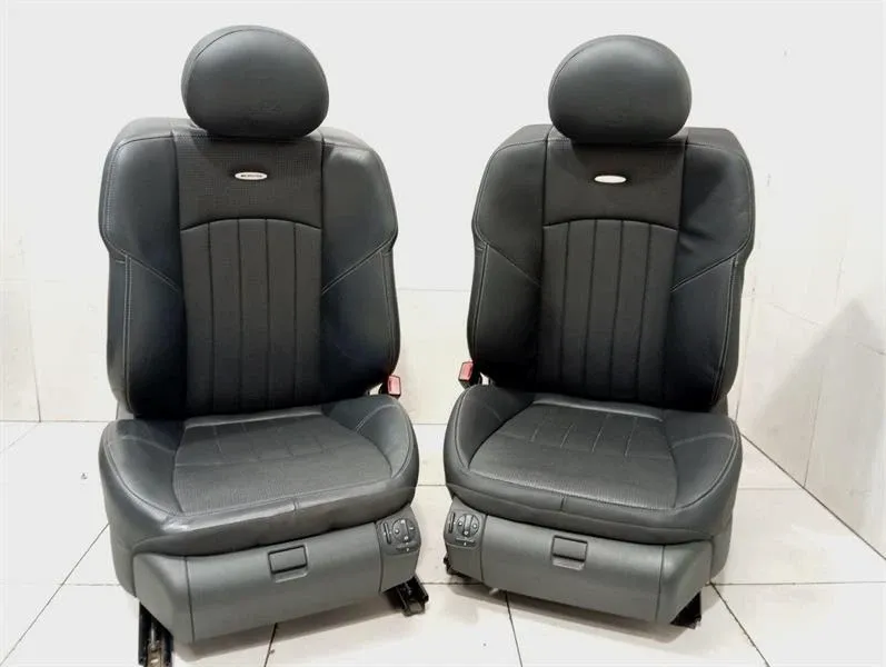 MERCEDES E CLASS W211 SEAT INTERIOR AMG SEAT CREST LOGO LEATHER