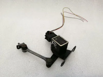 Mercedes SL R230 front right level sensor A0025428818 level sensor front right