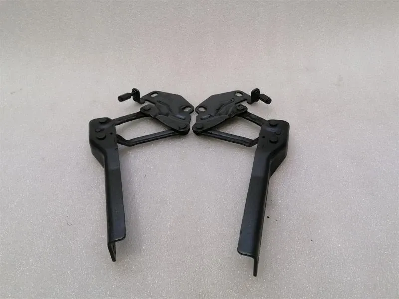 Audi R8 Type 42 V10 5.2 Spyder Bonnet Hinge Set 420823326 Hood Hinge Set