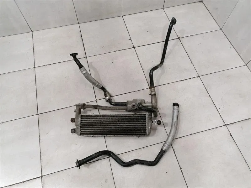Audi R8 Type 42 V10 5.2 Spyder motorolaj hűtő 427117015 olajhűtő hűtő