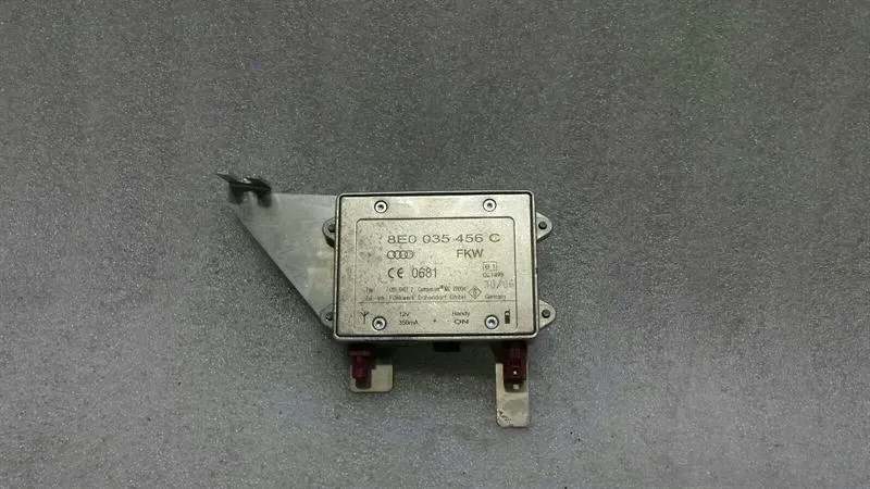 Audi S8 D3 Aerial / Antenna 8E0035456 Antenna Mobile Phone