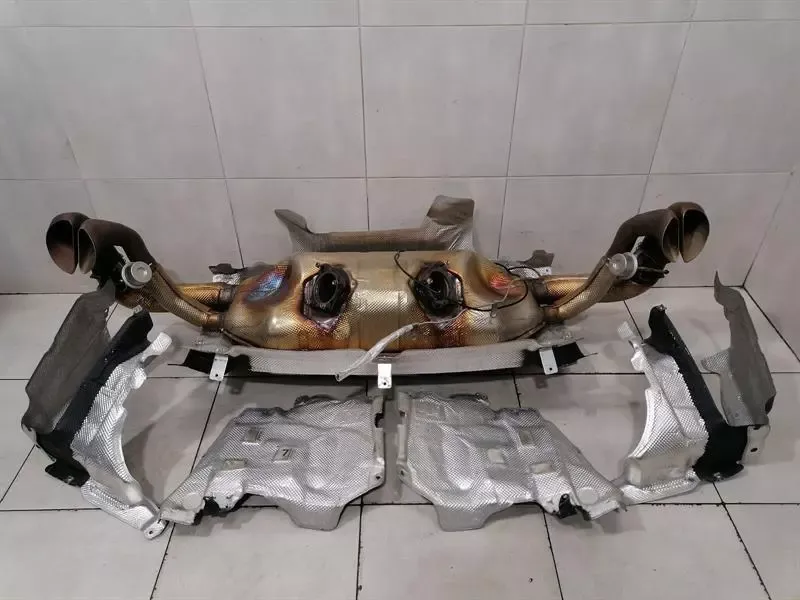 Audi R8 4S Performance Exhaust Silencer 4S0251051F Exhaust Silencer 18-22