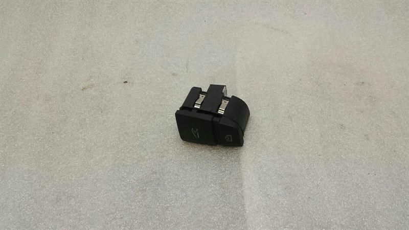 Audi RS6 4F RHD Monitor Switch 4L2927227 Right Hand Drive