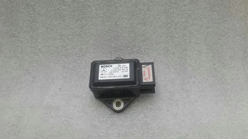 Mercedes SL R230 YAW RATE sensor A0025426618 rotary rate sensor.